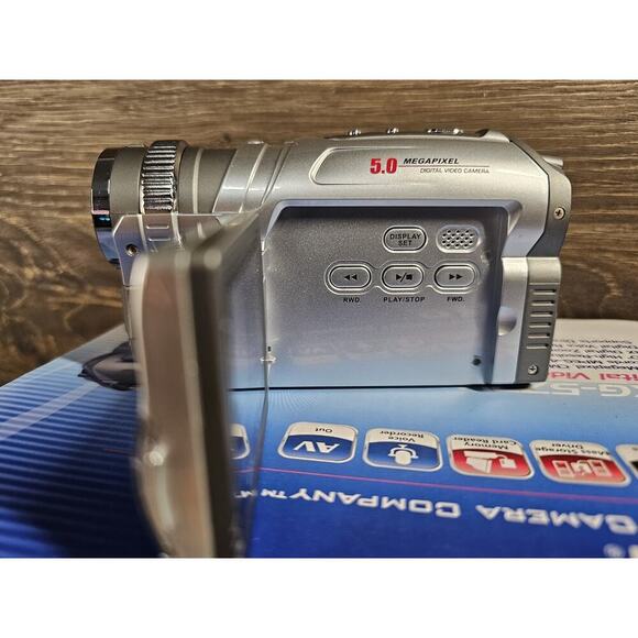 DXG 572V Digital Video Camera 5.0 Megapixel 2” High Resolution TFT Screen Works - Picture 8 of 11